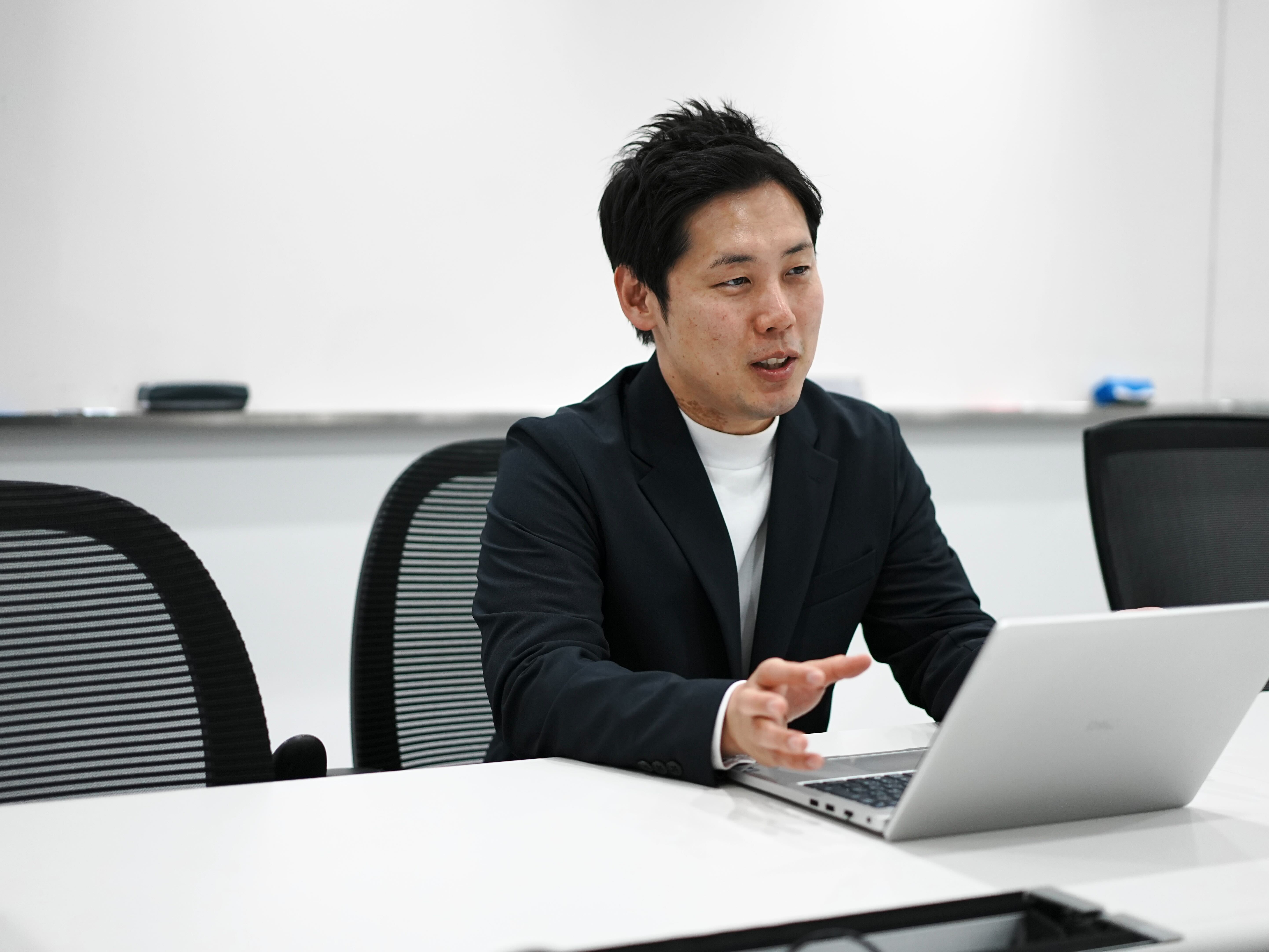 戦略策定・業務効率化・システム導入支援など、全方位型のコンサルティング